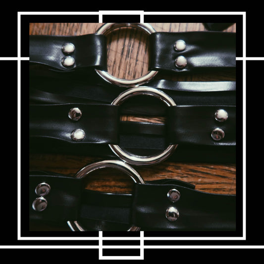 LEGGARTER/CHOKER SET